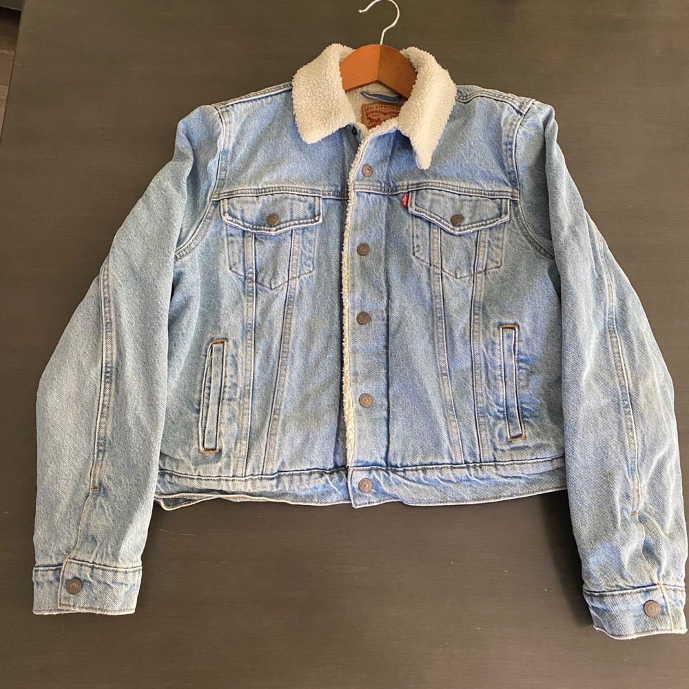 Levis Original Sherpa Trucker Jacket Light Wash Denim Faux Fur XL 36136-0000